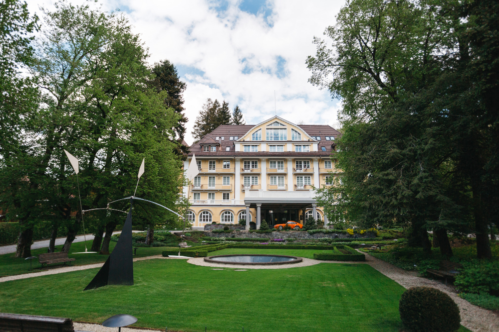 PREMIUM ESTATE